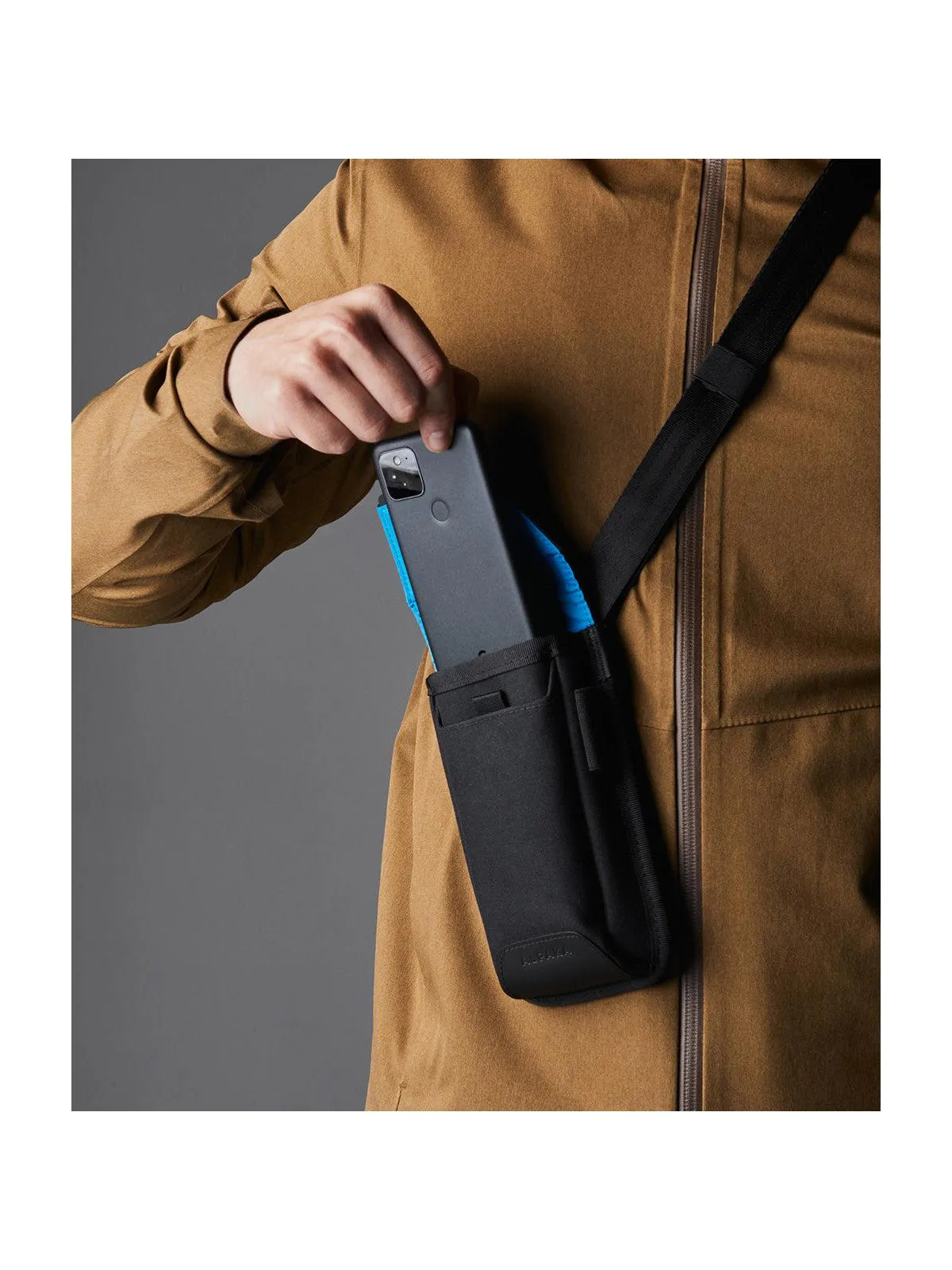Alpaka Modular Phone Sling Kodra Black
