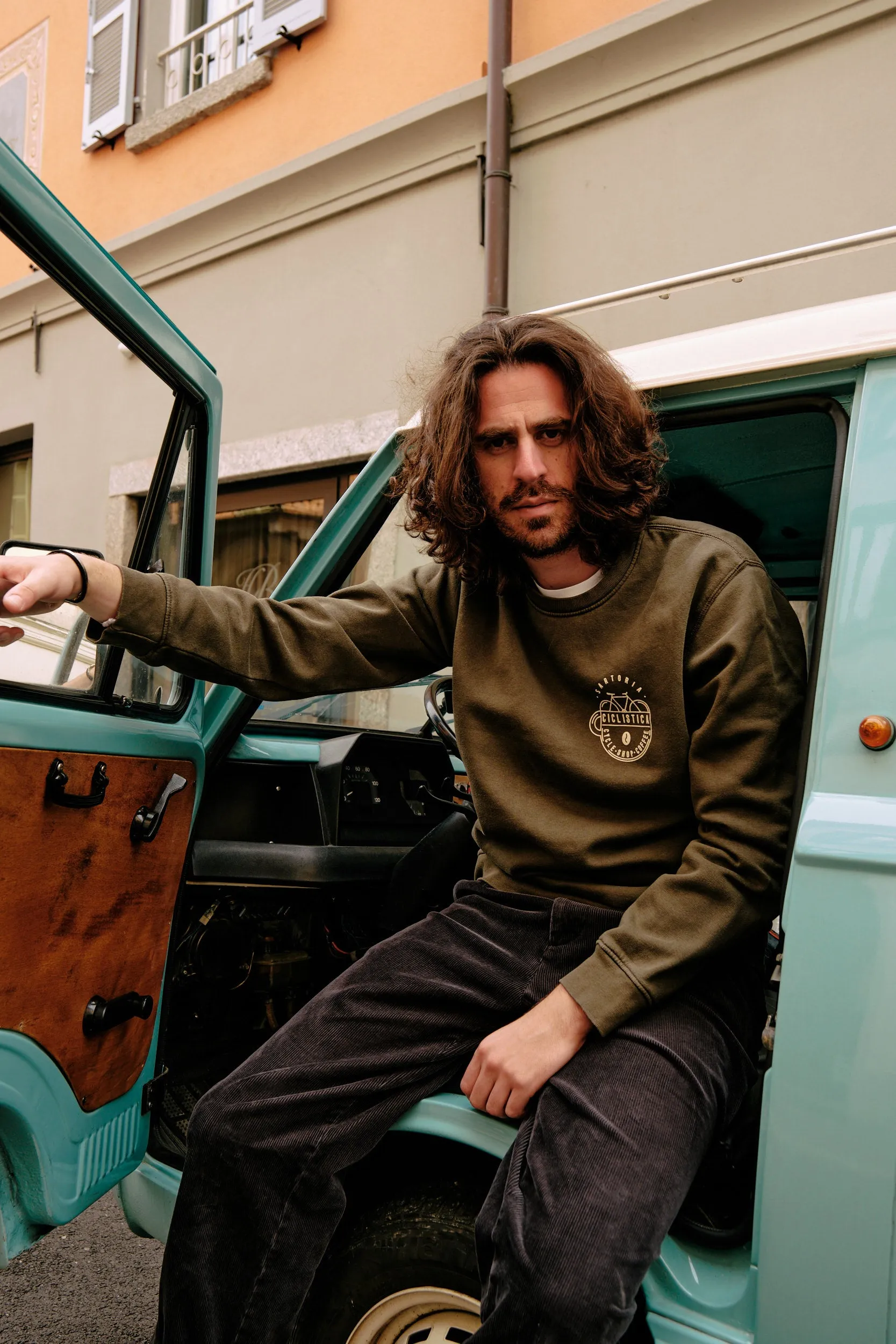 Army green 3 back pockets sweatshirt