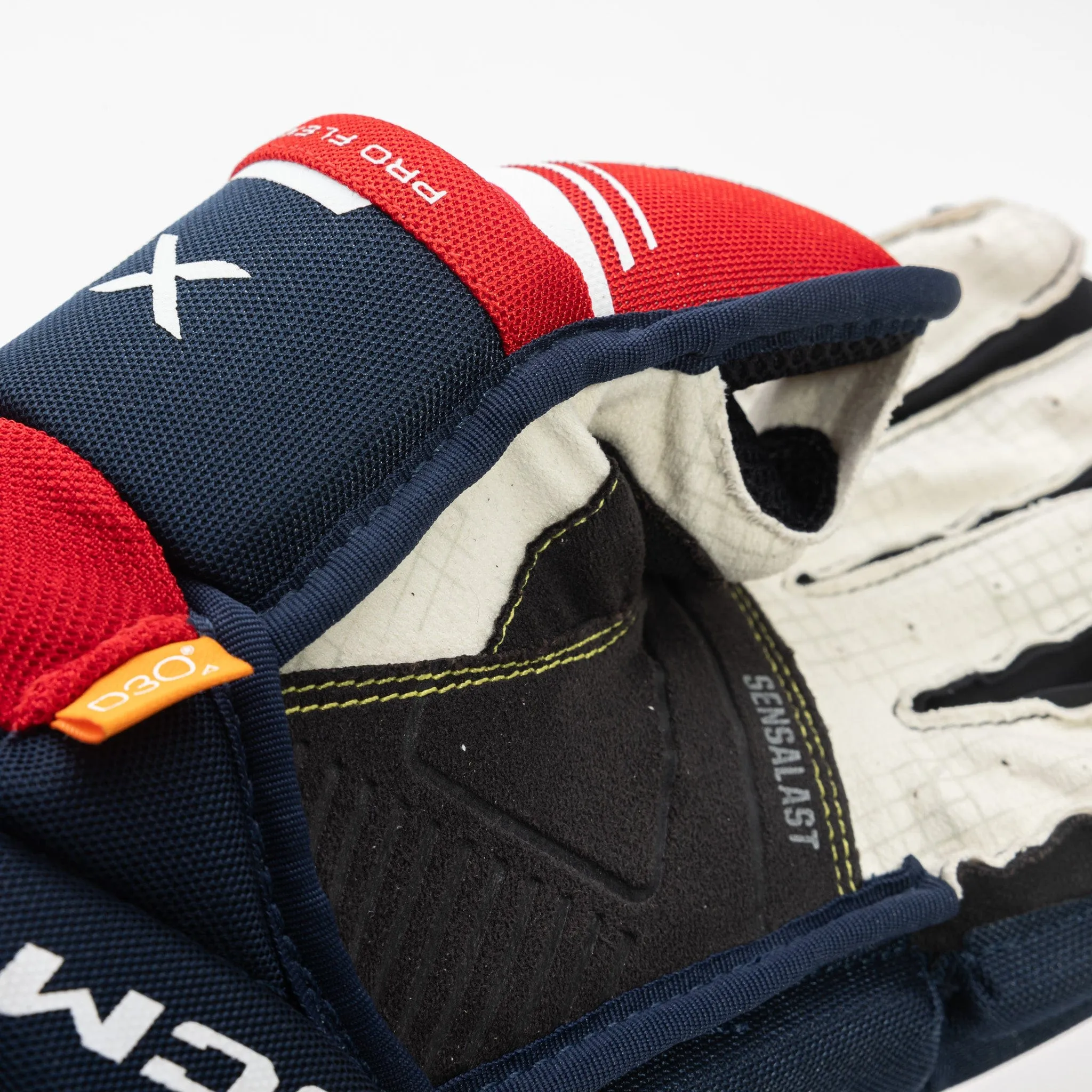CCM Tacks XF Senior Hockey Gloves