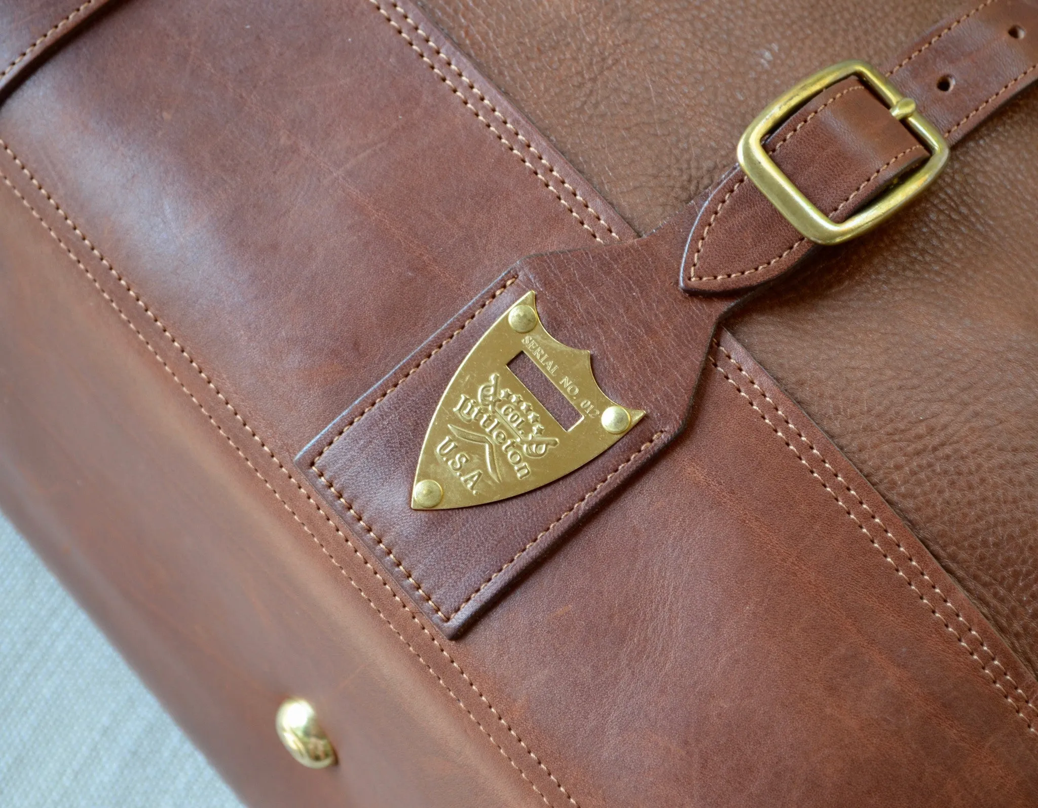 Col. Littleton No. 4 Grip Vintage Brown Leather Large Travel Shoulder Bag