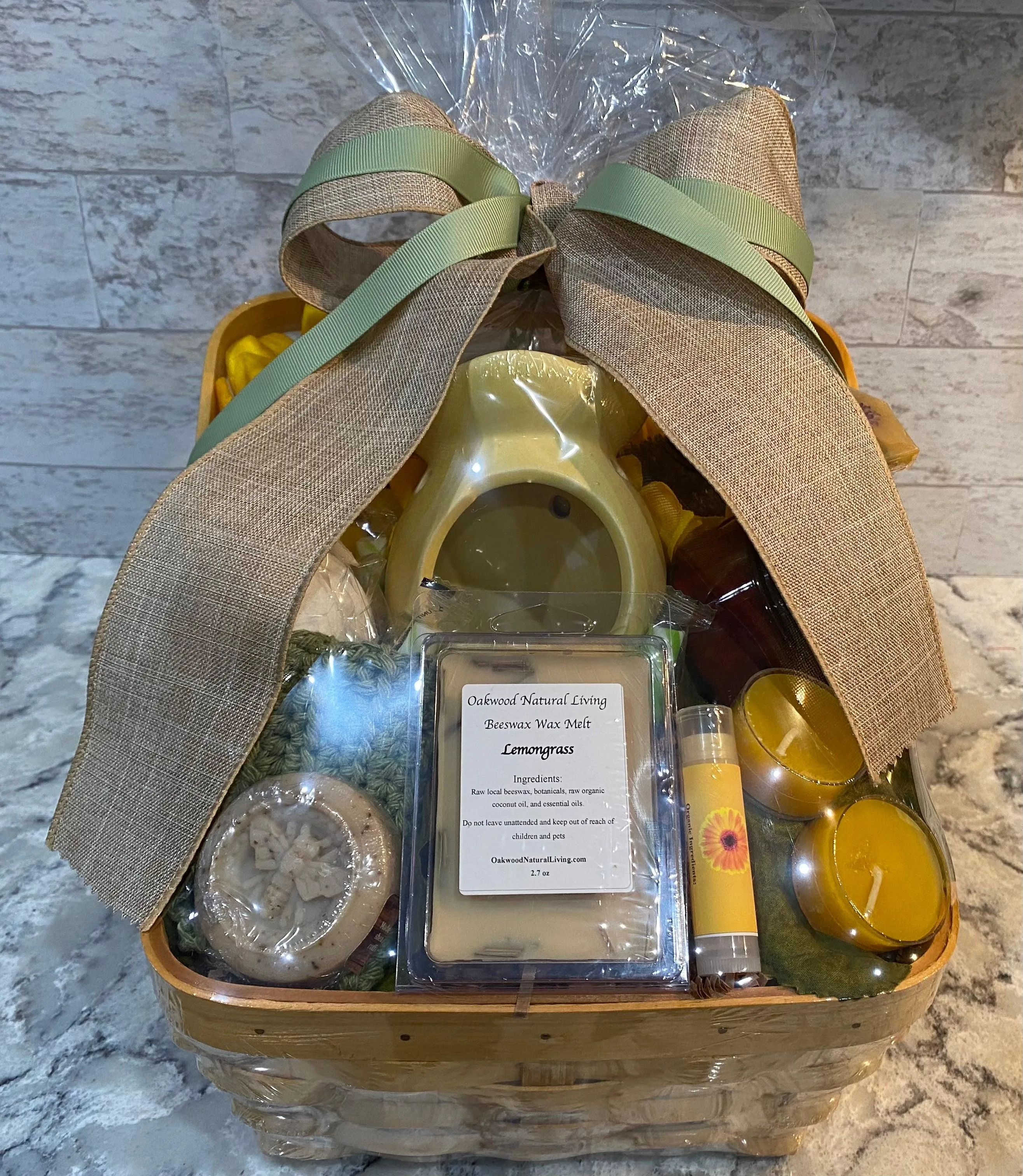 Custom Gift Basket DIY