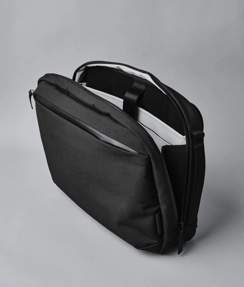 Element Tech Brief Pro