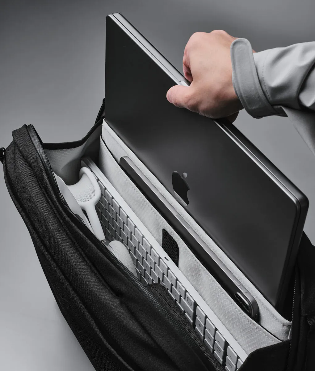 Element Tech Brief Pro