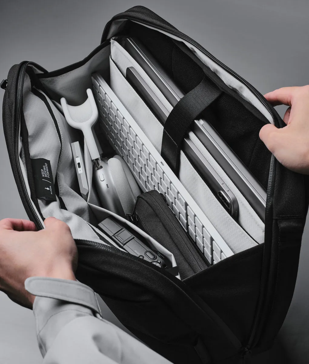 Element Tech Brief Pro
