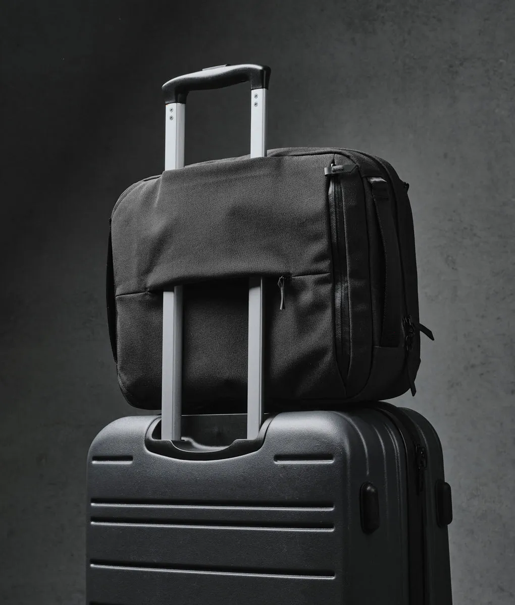 Element Tech Brief Pro