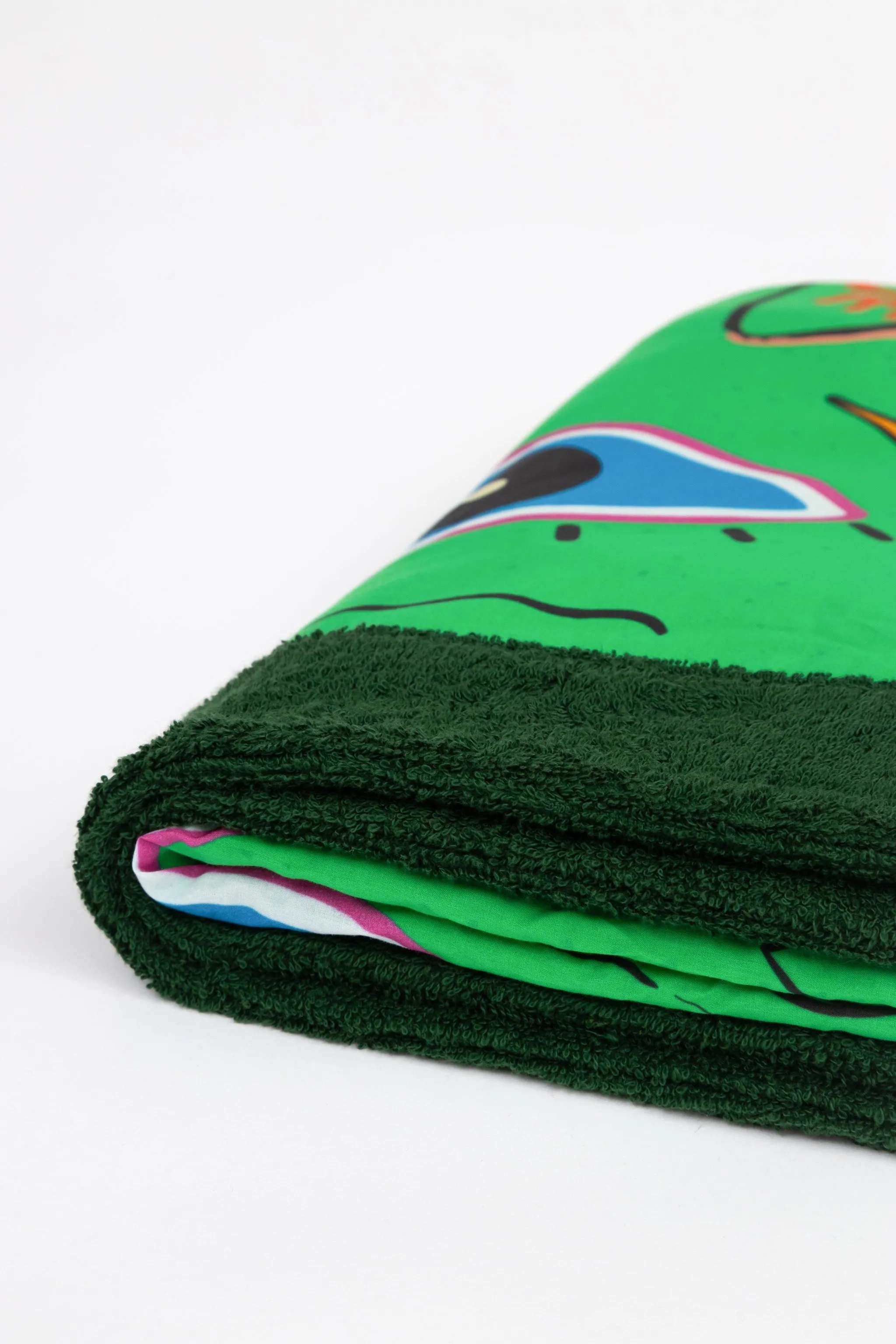 Green Eyes | Signature Beach Towel