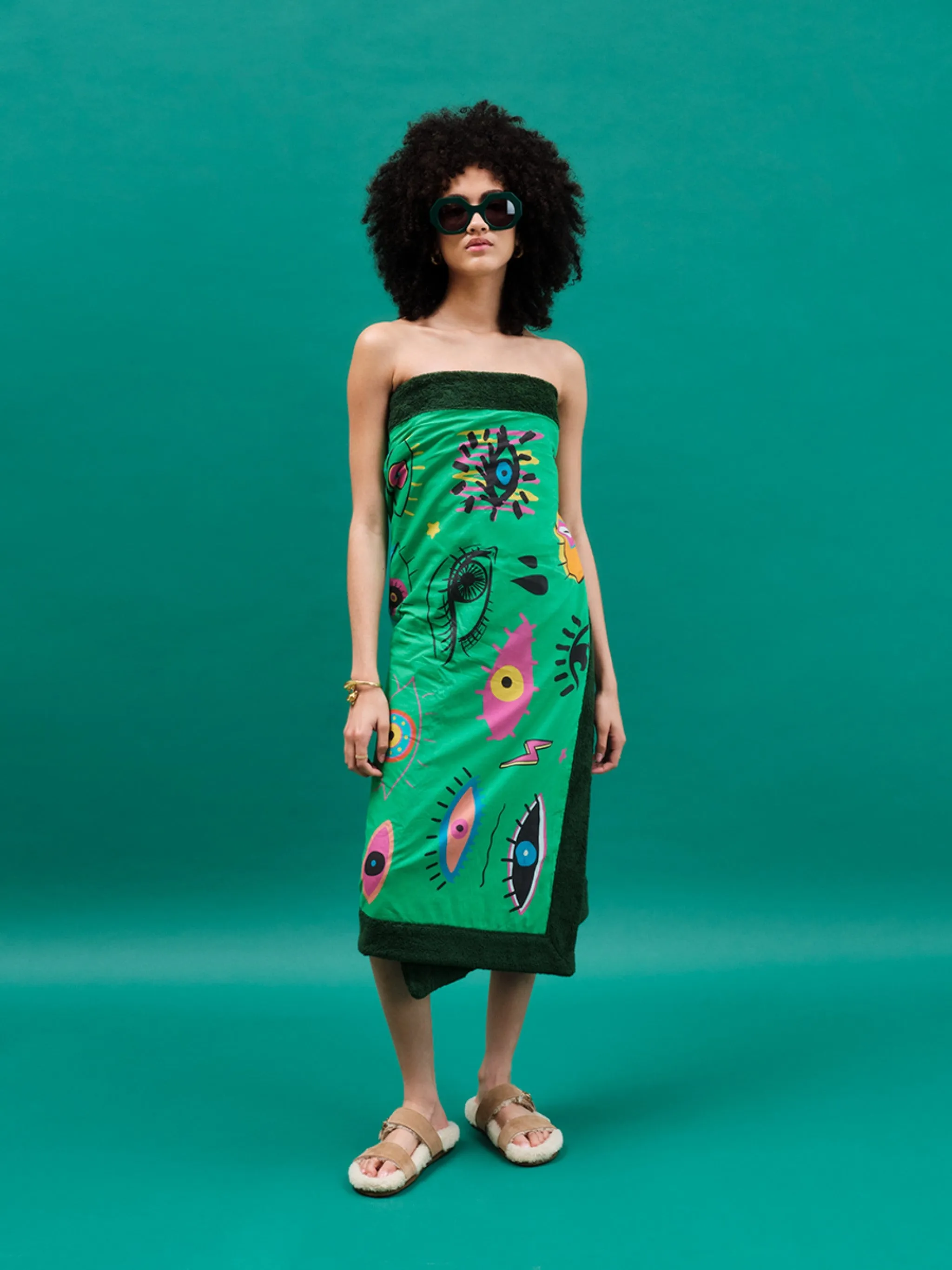 Green Eyes | Signature Beach Towel