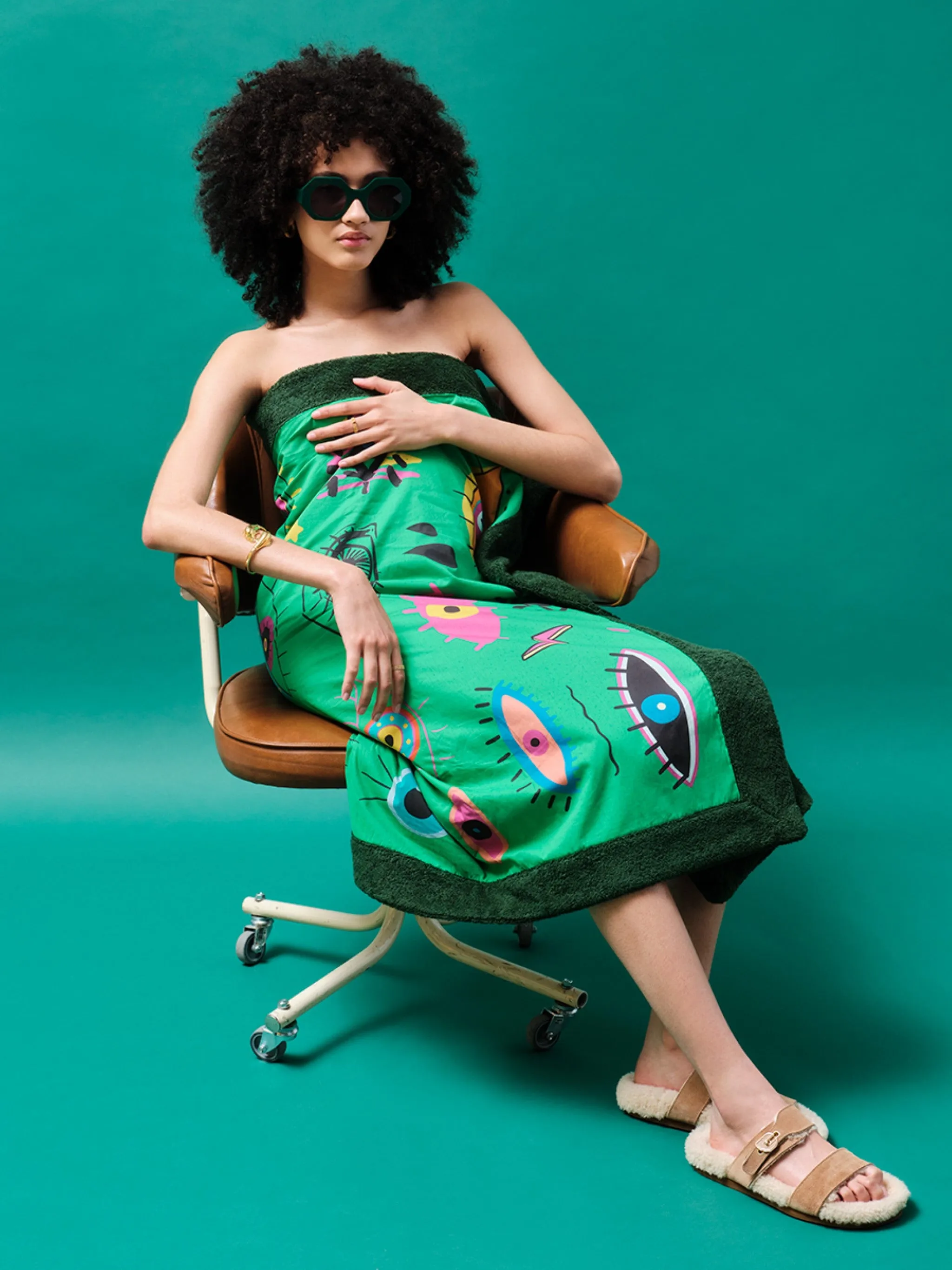 Green Eyes | Signature Beach Towel
