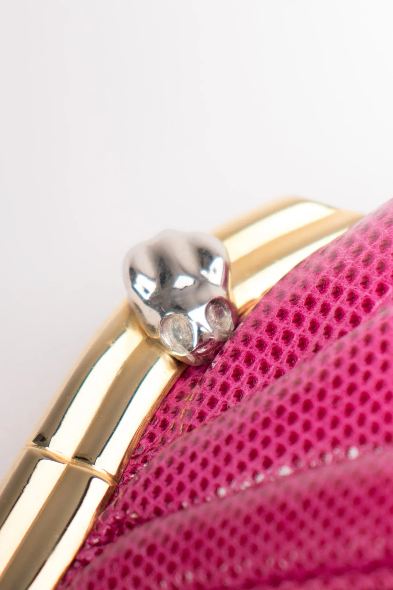 Lizard Chain Clutch
