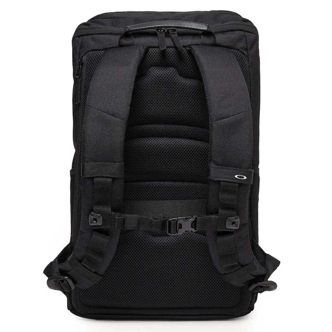 Oakley Urban Path RC 20L Backpack