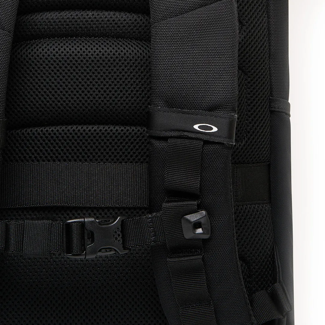 Oakley Urban Path RC 20L Backpack