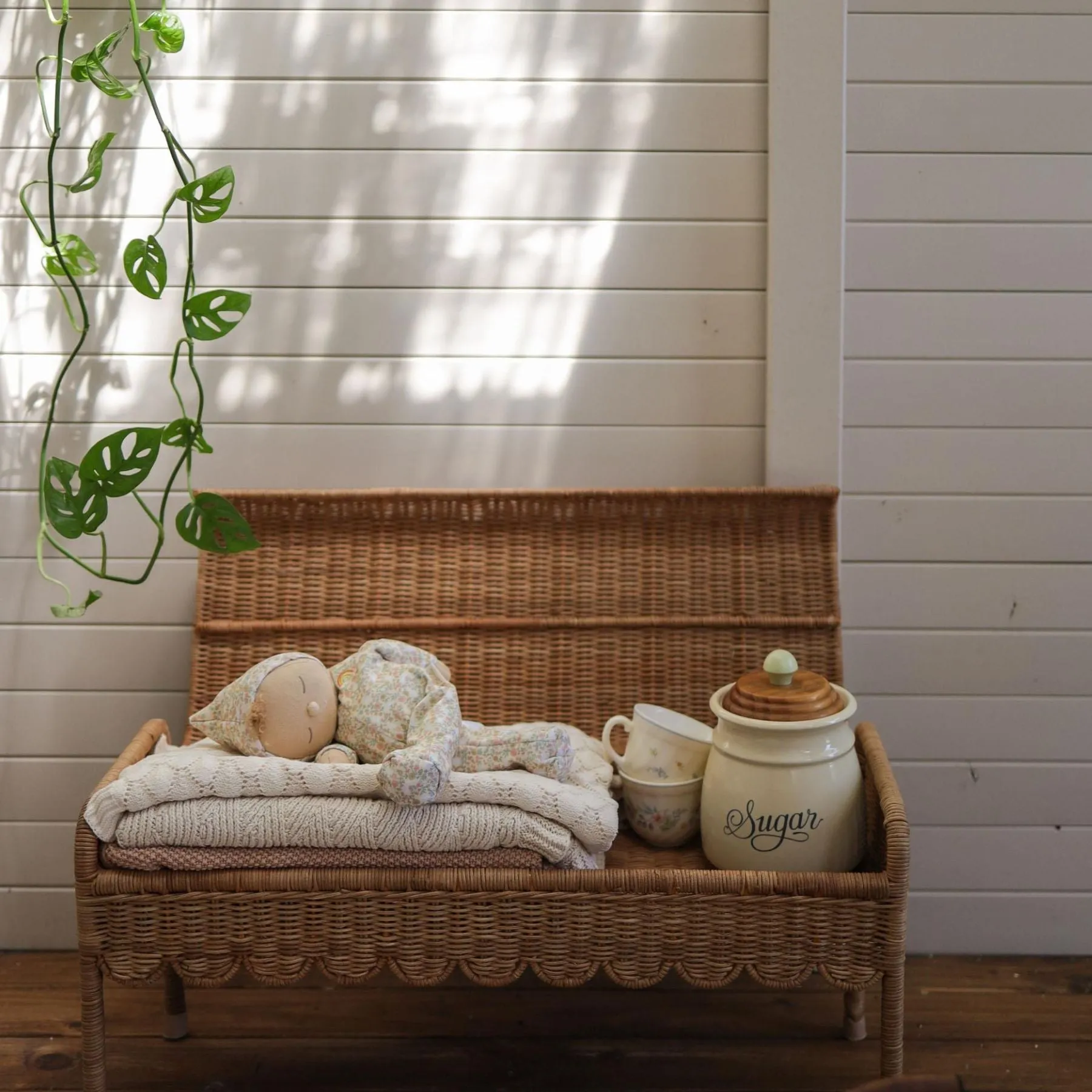Petal Storie Bench