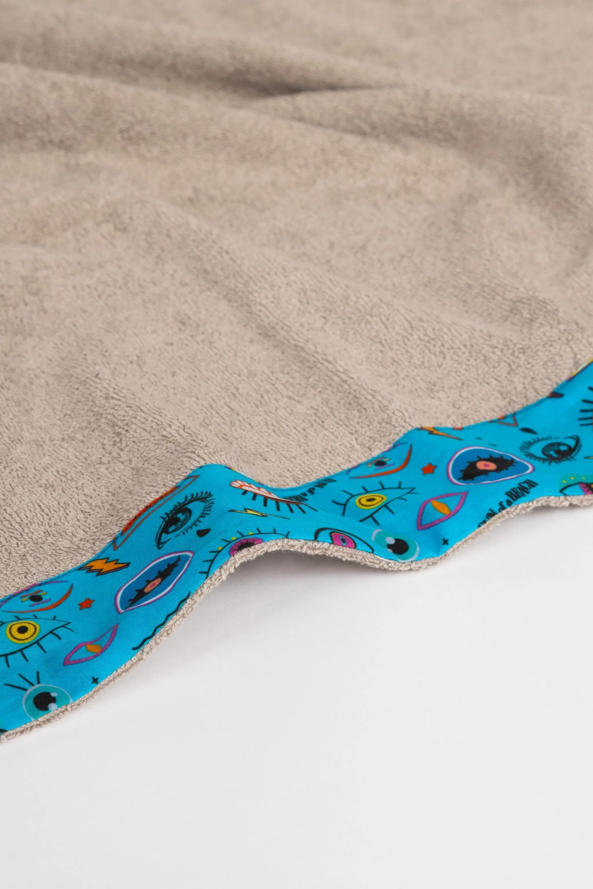 Sky Blue Eyes Greige | Head 2 Toe Beach Towel