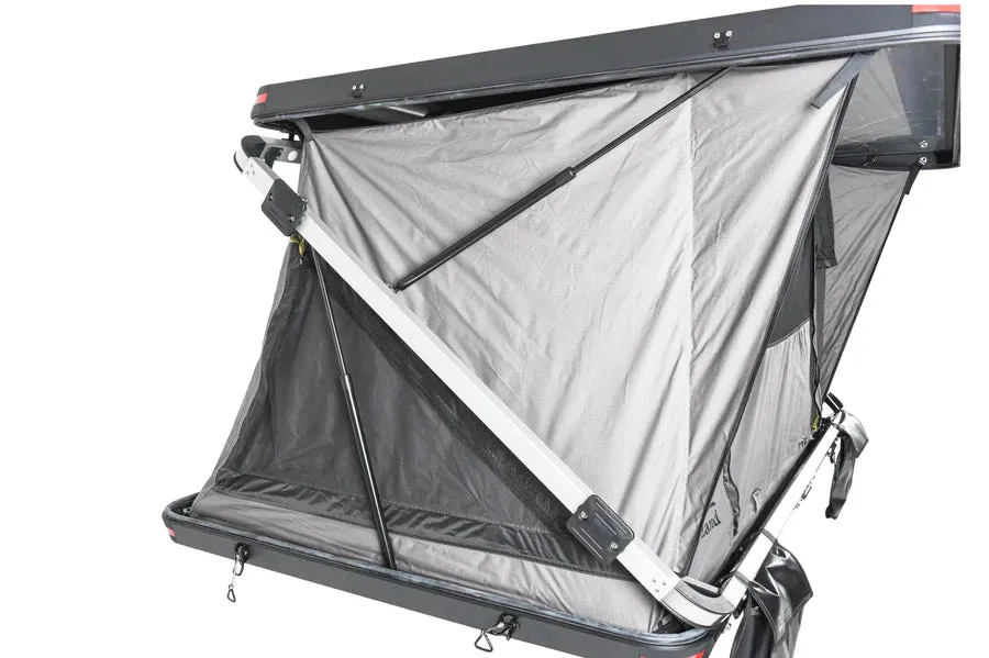 Wild Land Rock Cruiser 140 Hard-Shell Rooftop Tent